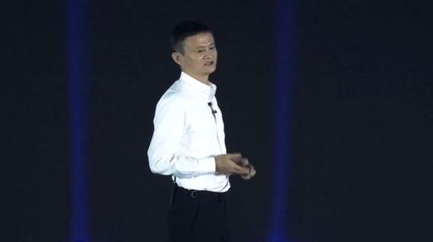 馬云發(fā)表演講 物聯(lián)網(wǎng)和大數(shù)據(jù)的結(jié)合才是未來(lái)